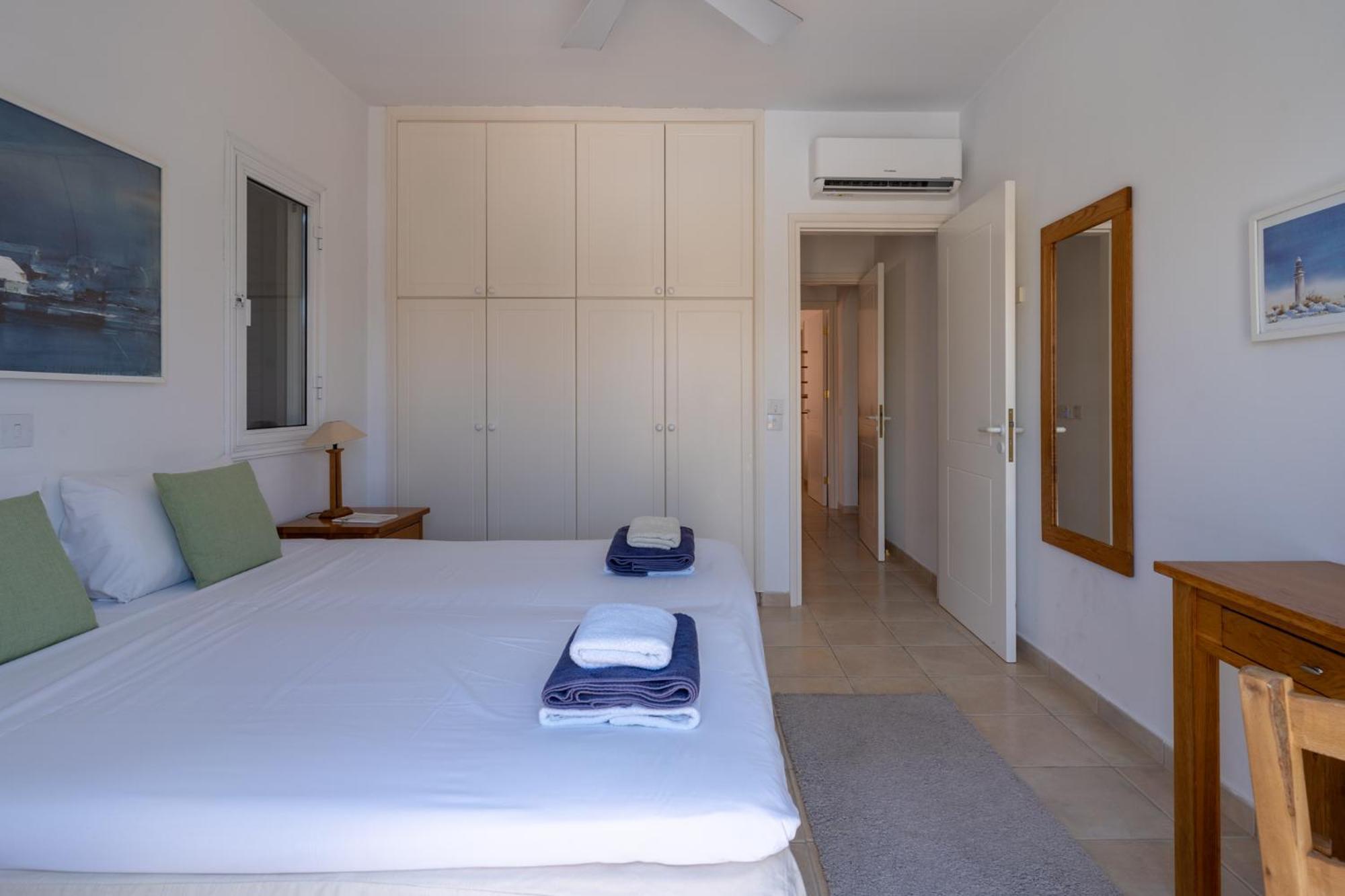Tropical Paradise In Harbour Paphos, Central & Close To Beach Exterior foto